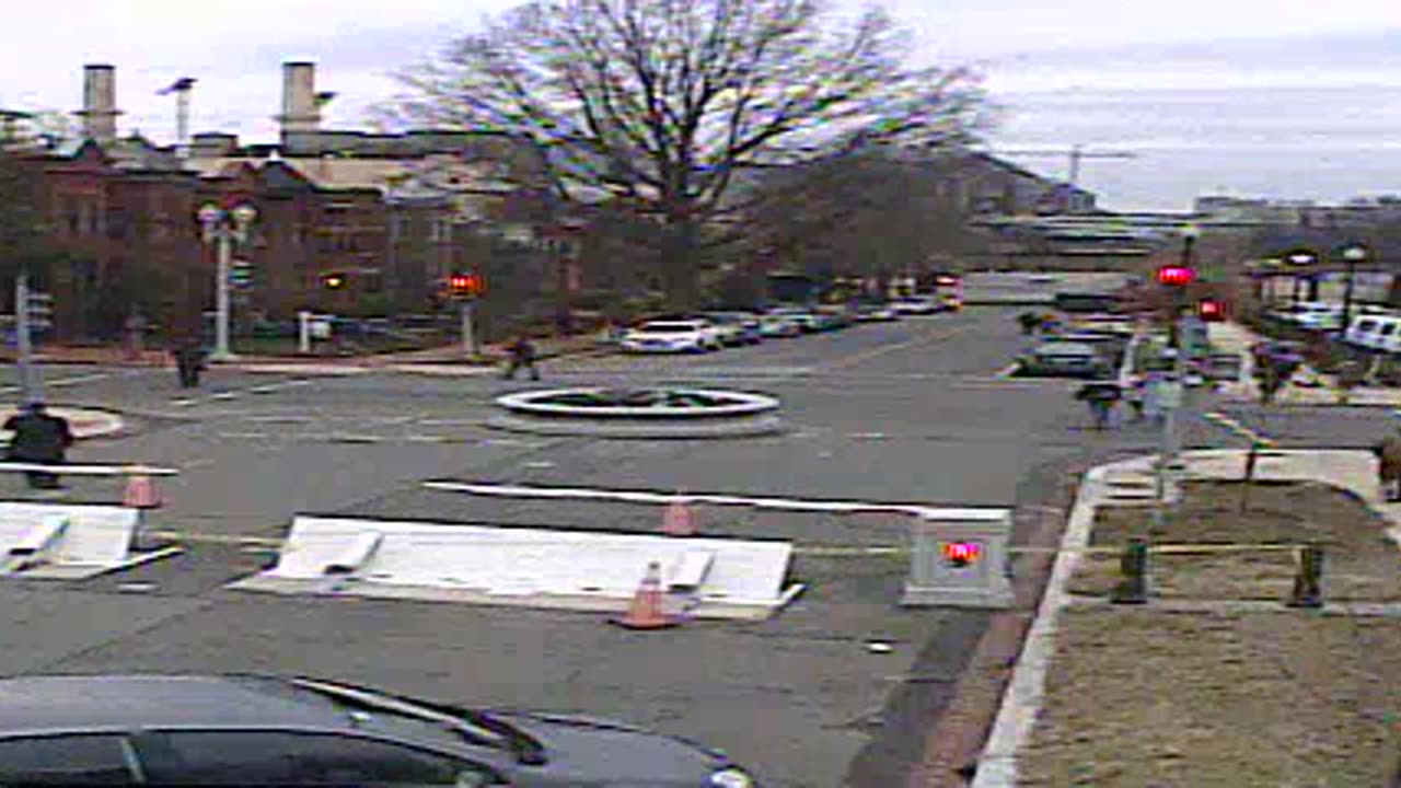 0753QSE00SCap-DSE_2021-01-06_15h40min01s457ms.mp4