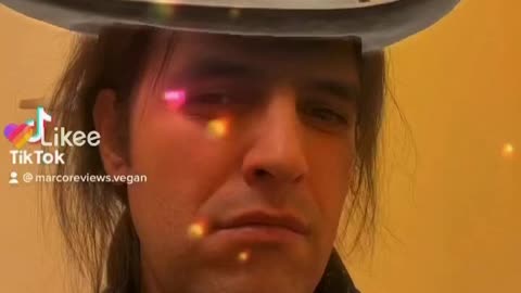 Never buy that pesky Marco reviews an expensive top of the line microphone here is why #comedy