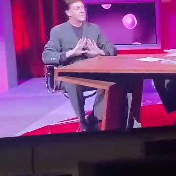 Shorts - McCarthy Showing The Sign