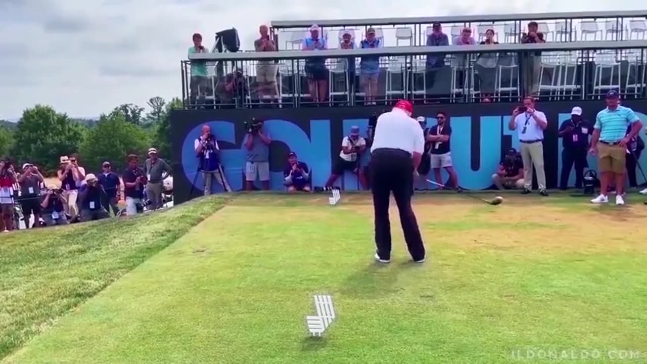 FORE!!!😂