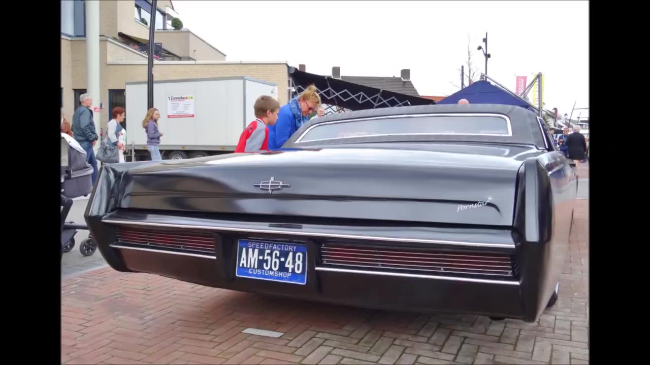 Very Low Lincoln Continental 7.6L V8 Sound and Driving Away