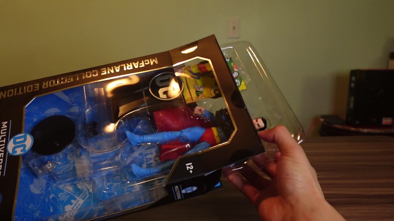 ASMR Unboxing Superman Action Comics #1 Action Figure [McFarlane Collector Edition]