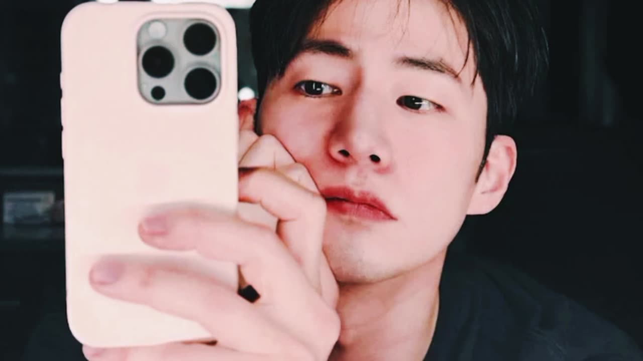 Korean Actor Song Jae Rim Passes Away at 39, Leaves Fans in Shock