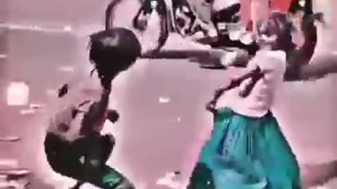 Kab Tum aayega Mujhko Bata De