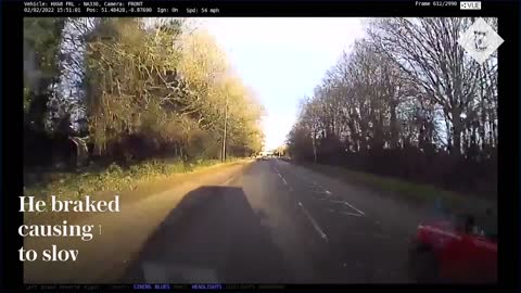 17_Driver 'repeatedly blocks and slows down' ambulance in Reading