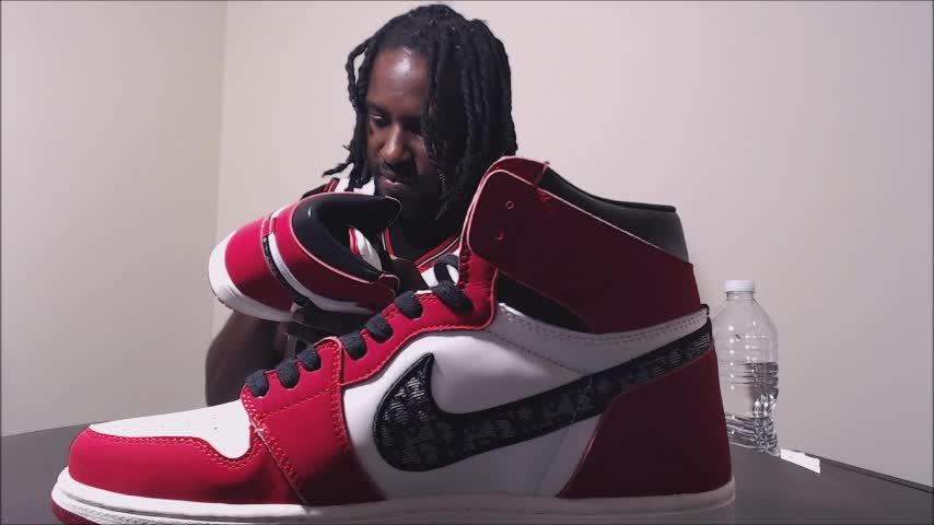 WANNABE! Dior x Jordan 1s “Chicago” Review. NOTHING TO SEE HERE....!!! I 1984 NOTORIOUS