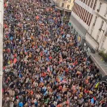 Massive protests on the streets of Paris over soaring prices (rising living costs)