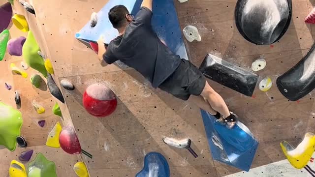 After dozens of knocks, I finally completed two V5