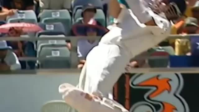 Famous Shot Upper Cut By Sachin Tendulkar