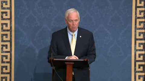 Watch Ron Johnson BREAKS Biden's heart with 'Hunter' JAILTIME after mid-term...shows 'the laptop'