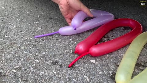 Experiment of balloons under a car