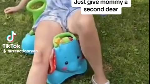 Just give mommy a second dear