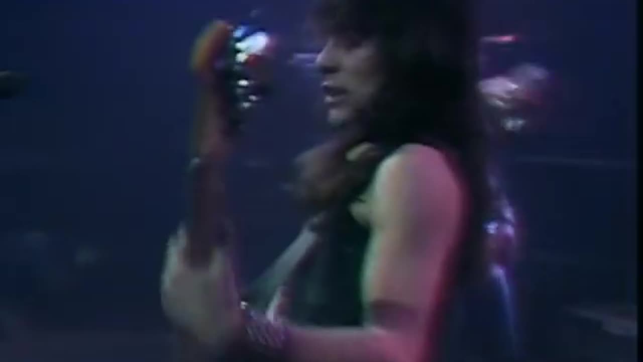 IRON MAIDEN - Wrathchild (Live At The Rainbow)