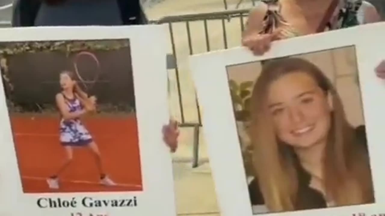 The French protesting about Covid jabs killing their families