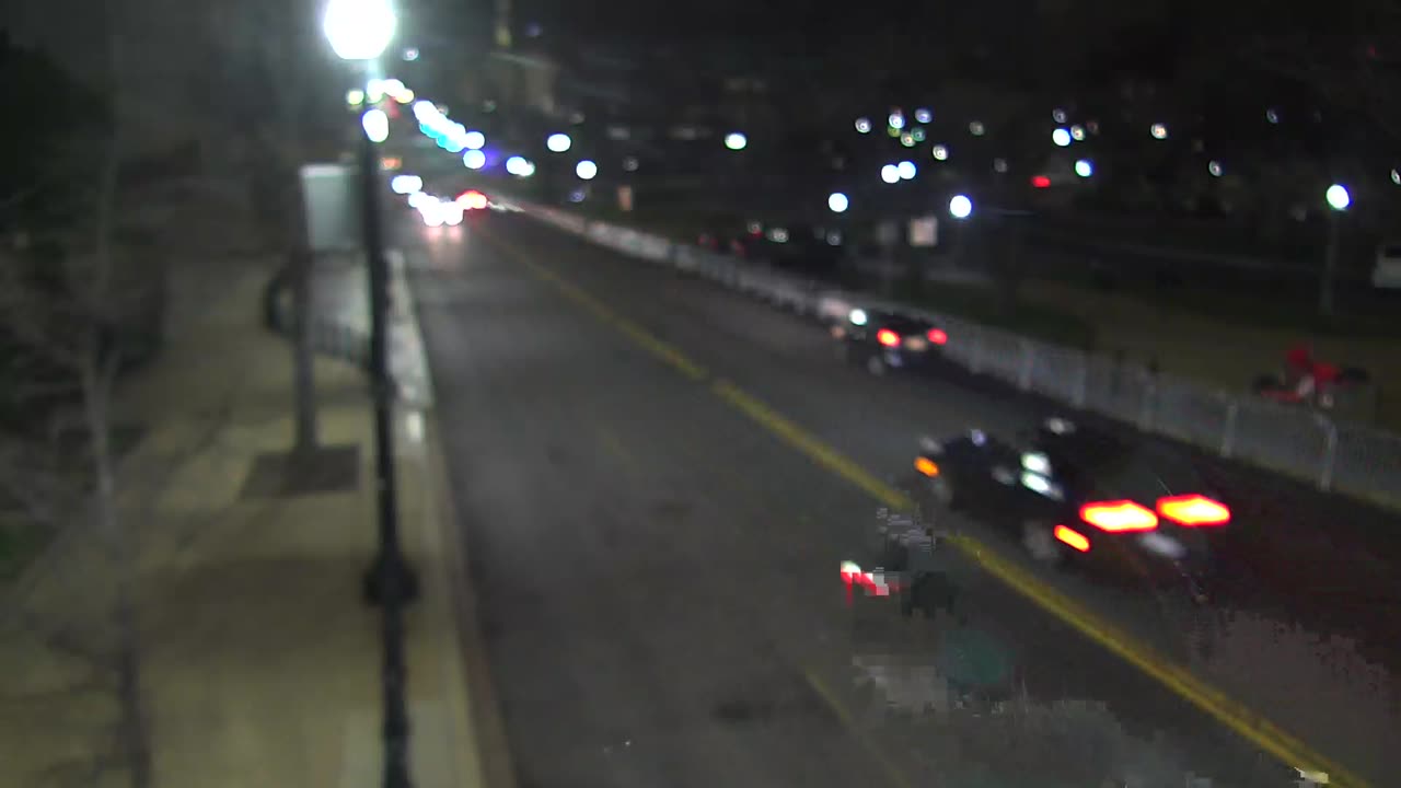 0936RHOB00IndepAveSWEastofTaxi_2021-01-06_06h20min01s287ms.mp4