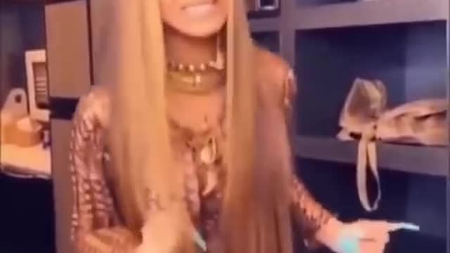 Cardi b being a meme for 2 minutes