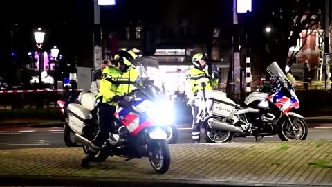 Amsterdam police end hostage situation at Apple store