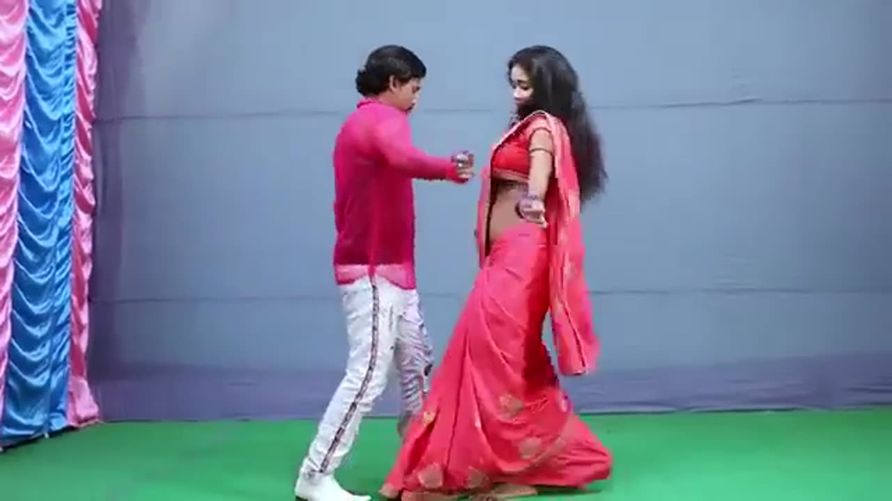 Balo- Ke- Niche- Choti- Song- Dance