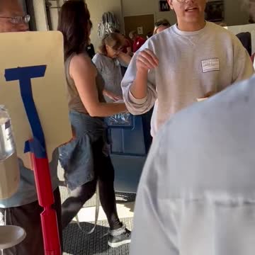 Central Christian voting machines in Mesa, Arizona are also broken