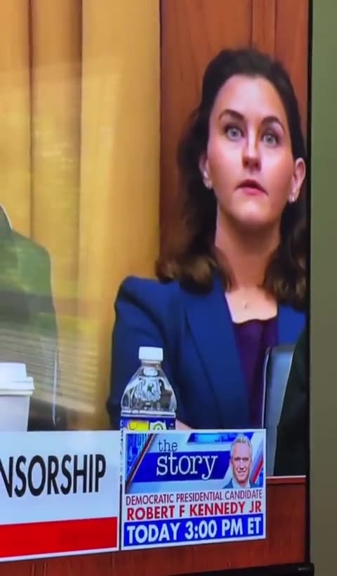 WTF!!! These people are very weird! 😳😳😳