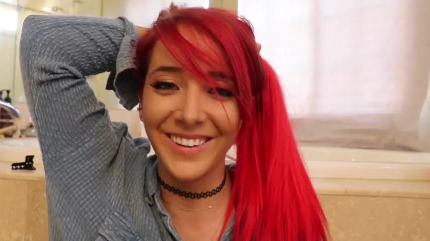 How you can cut and color your hair