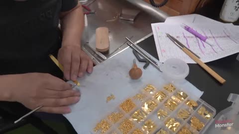 Process of Making 999.9 ‰ Gold Jewelry. Gold Factory in Korea