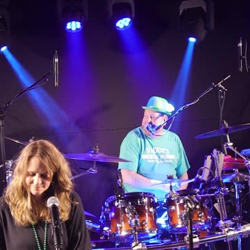 Kitty Corona sings INXS song Don't Change