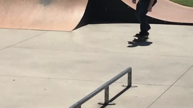 Skate clip