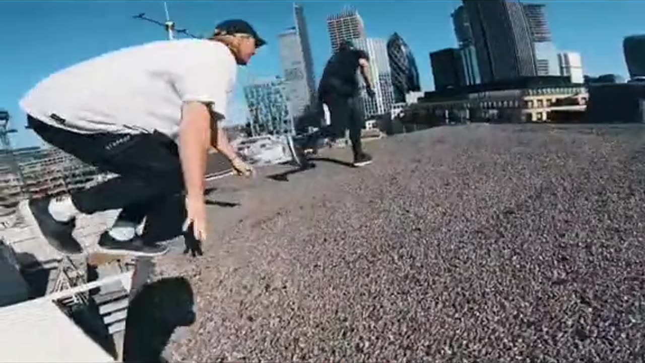 Parkour escape on top😱😯😮