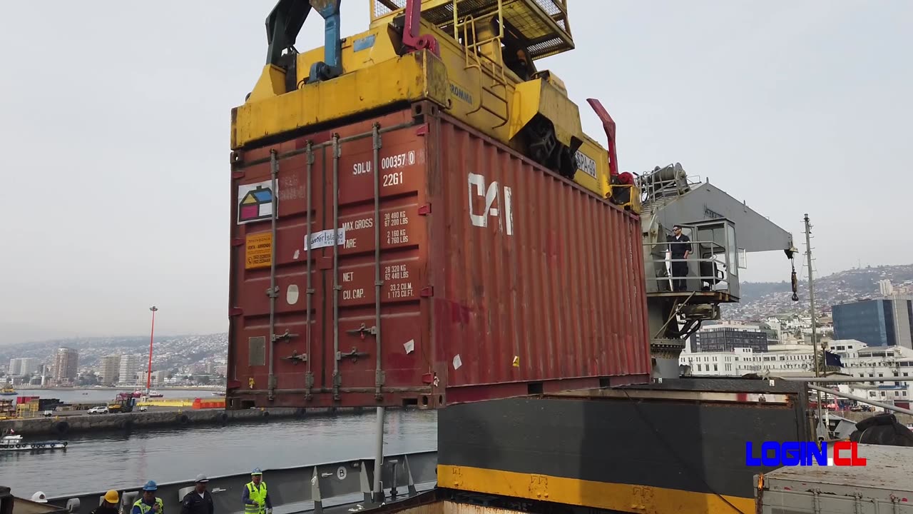 Buque de transporte “Aquiles” zarpará de Valparaíso hacia Rapa Nui