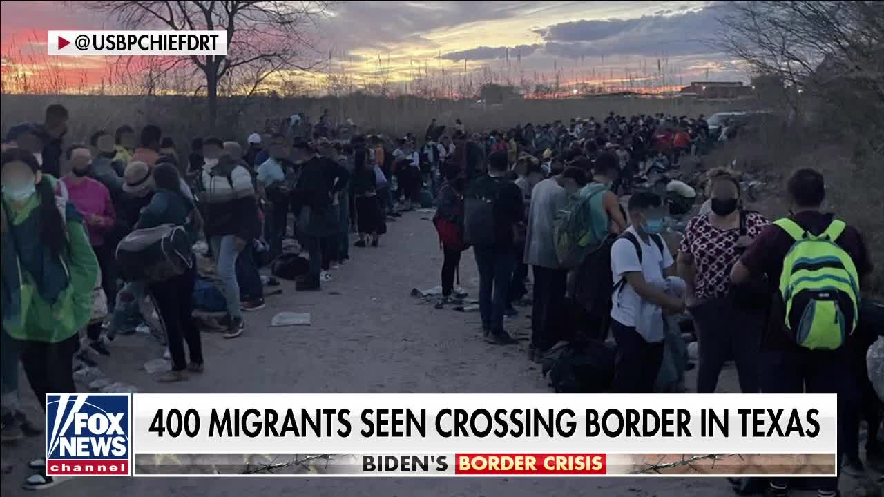 Bill Mulugin, FOX News: two single groups of 400 migrants who crossed illegally into Eagle Pass