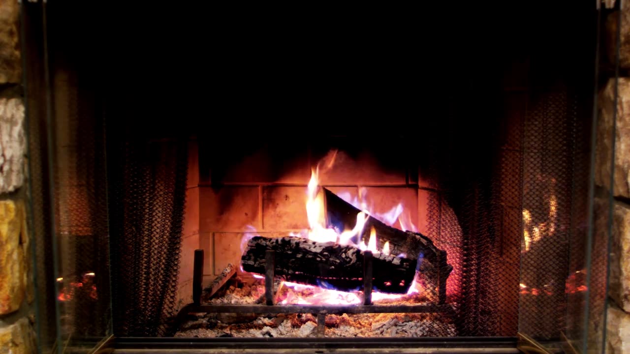 LOFI FIREPLACE RELAXING