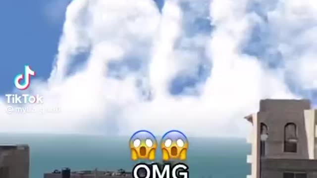 Outstanding clouds shape