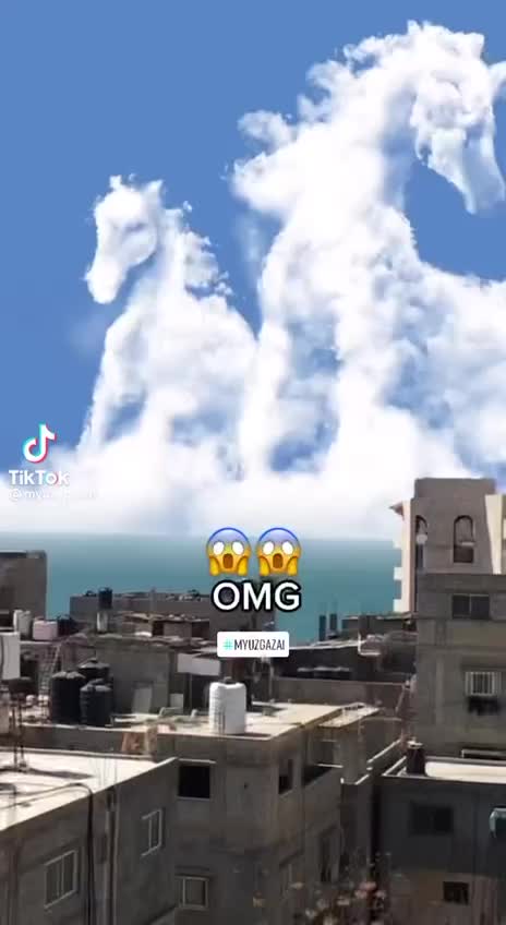 Outstanding clouds shape