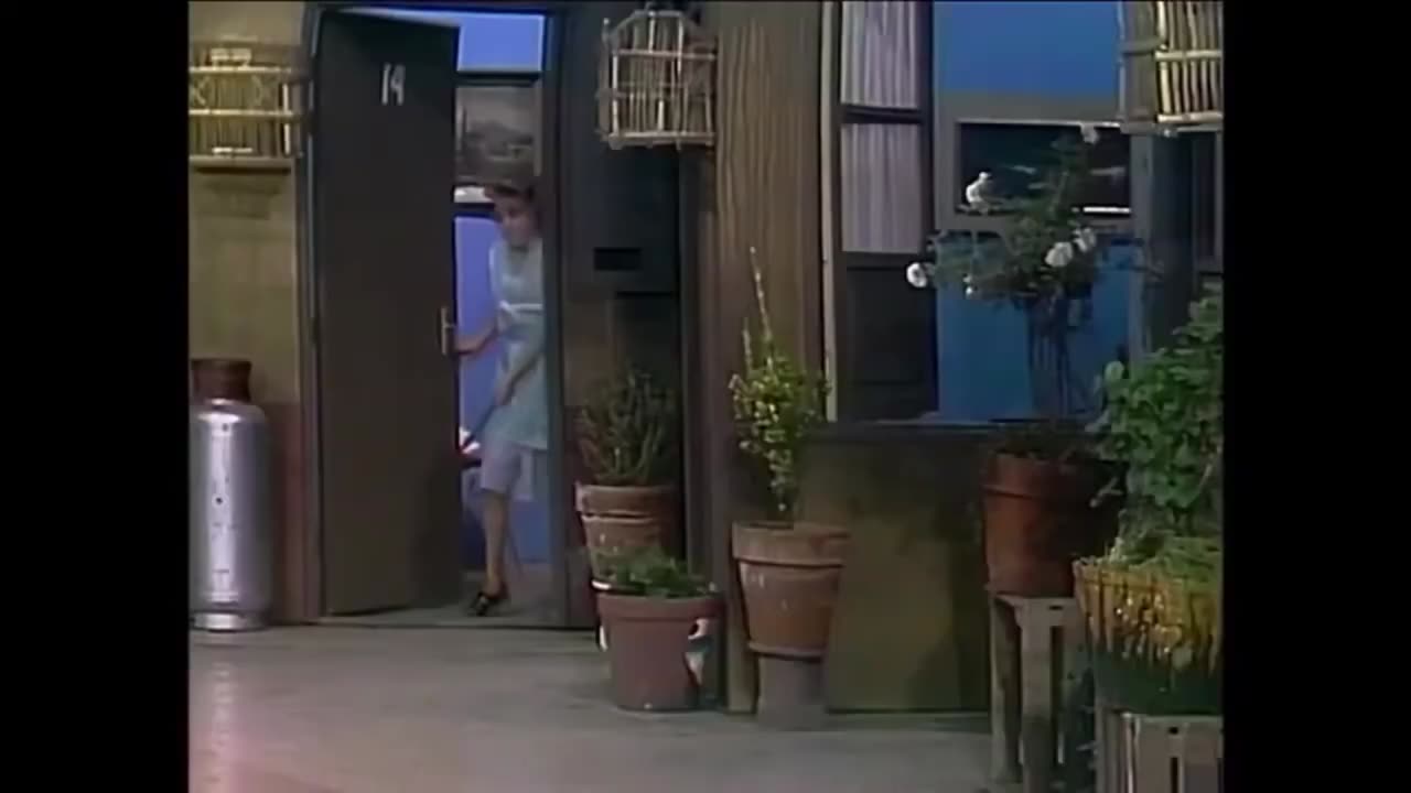 Chaves - O Cãozinho da Bruxa do 71