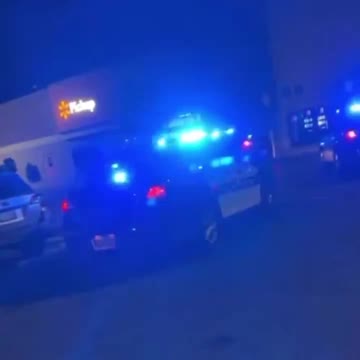 Employee describes shooting inside Chesapeake, Virginia Walmart