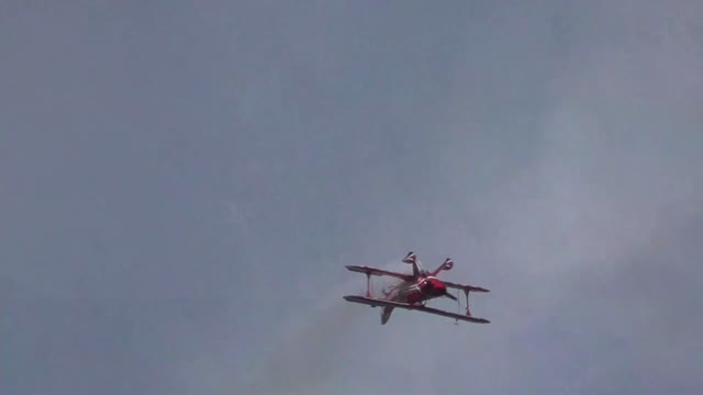 Lauren Richardson Pitts Special At Torbay Airshow