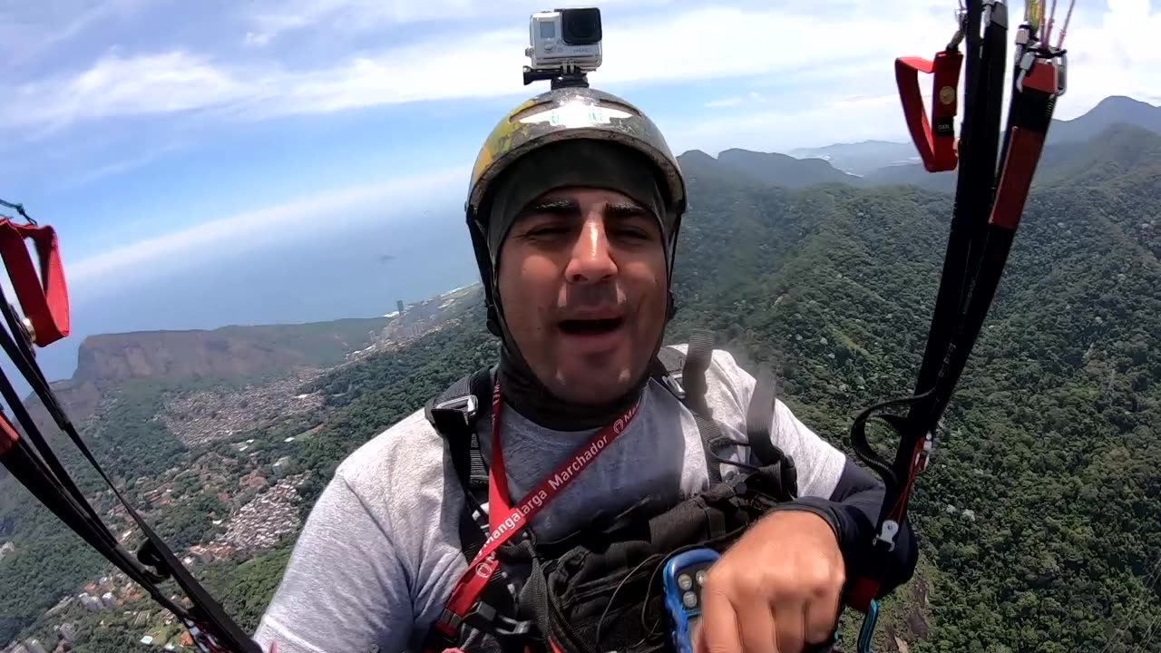 CHRIST THE REDEEMER PARAGLIDING FLIGHT