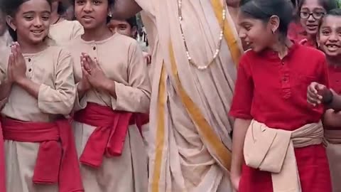 Students of Isha Samskriti Monkeying Around with Sadhguru 😍😍