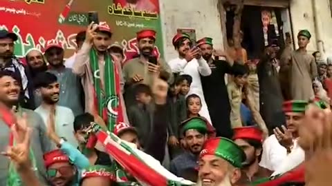 Pti song