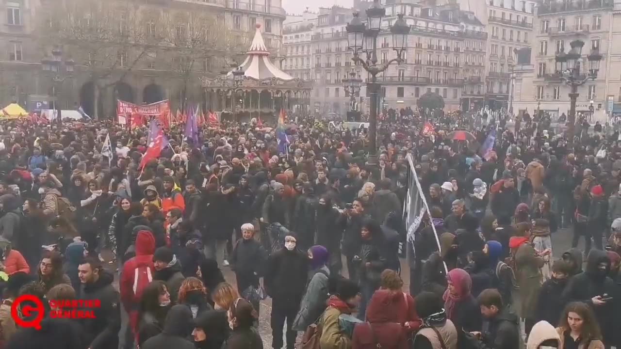 Thousands of protesters gather in front of Paris City Hall following Constitutional Council decision