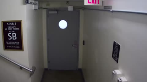 6160RHOBSBRSBST2StairwaySide_2021-01-06_18h20min00s780ms.mp4