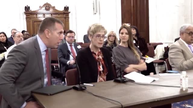 Leigh Dundas @Senator ron johnson’s COV panel