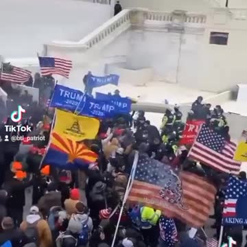 𝐒𝐡𝐨𝐫𝐭 𝐈𝐧𝐭𝐞𝐫𝐯𝐢𝐞𝐰 𝐏𝐫𝐨𝐯𝐢𝐧𝐠 𝐂𝐚𝐩𝐢𝐭𝐚𝐥 𝐏𝐨𝐥𝐢𝐜𝐞 𝐏𝐮𝐫𝐩𝐨𝐬𝐞𝐥𝐲 𝐏𝐫𝐨𝐯𝐨𝐤𝐞𝐝 𝐓𝐡𝐞 𝐂𝐫𝐨𝐰𝐝