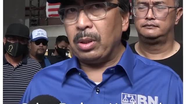 Kenapa Khalid tidak selesaikan isu Kampung Baru, kata Johari