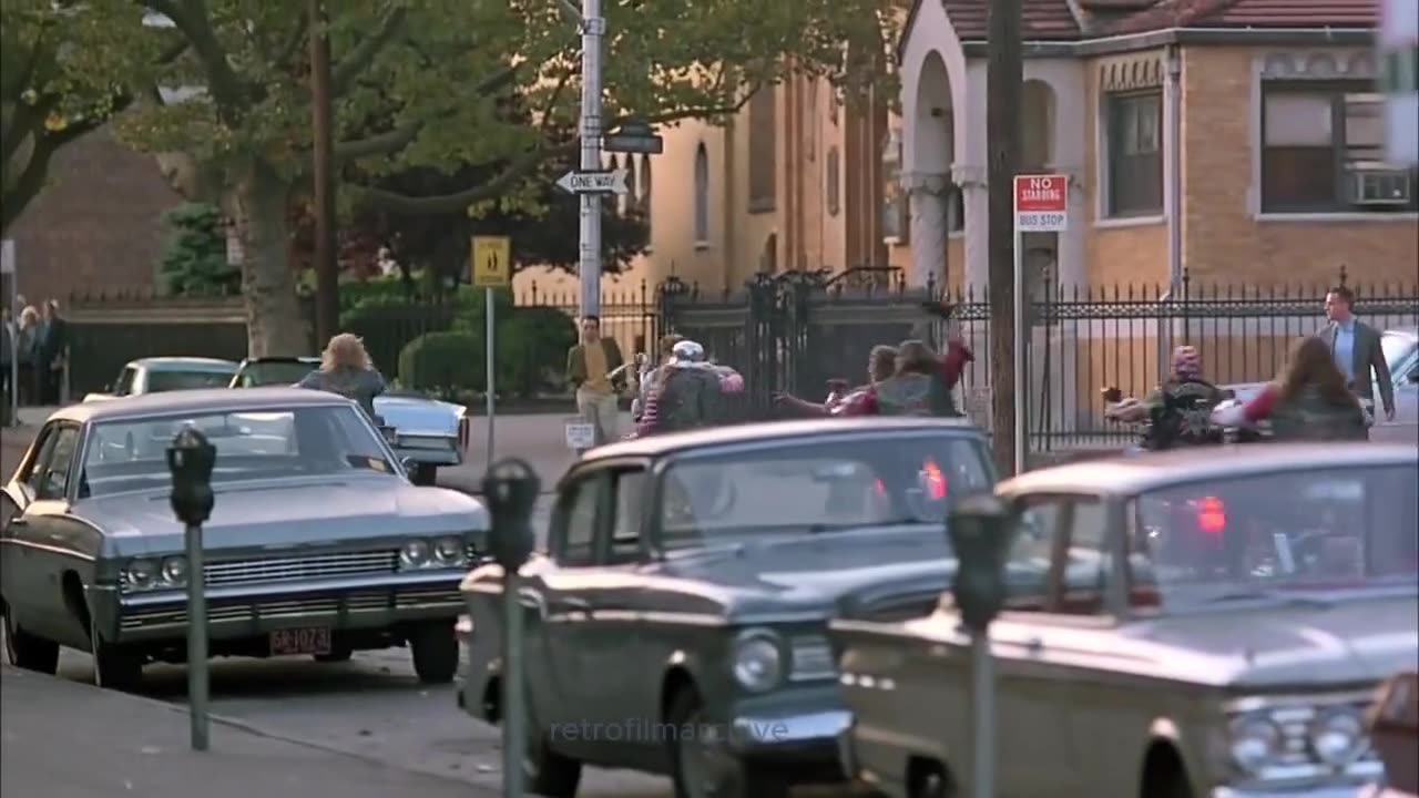 A Bronx Tale [1993] Barfight Sce