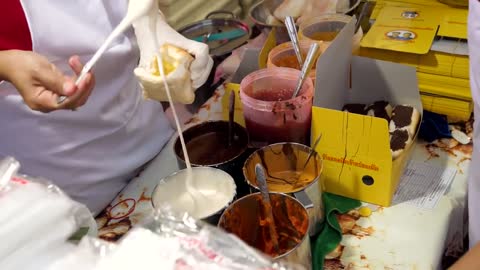 Butter bread in Bangkok Street bakery - Thai street food