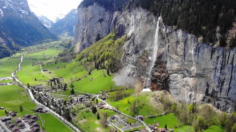 VILLAGE BY MOUNTAIN