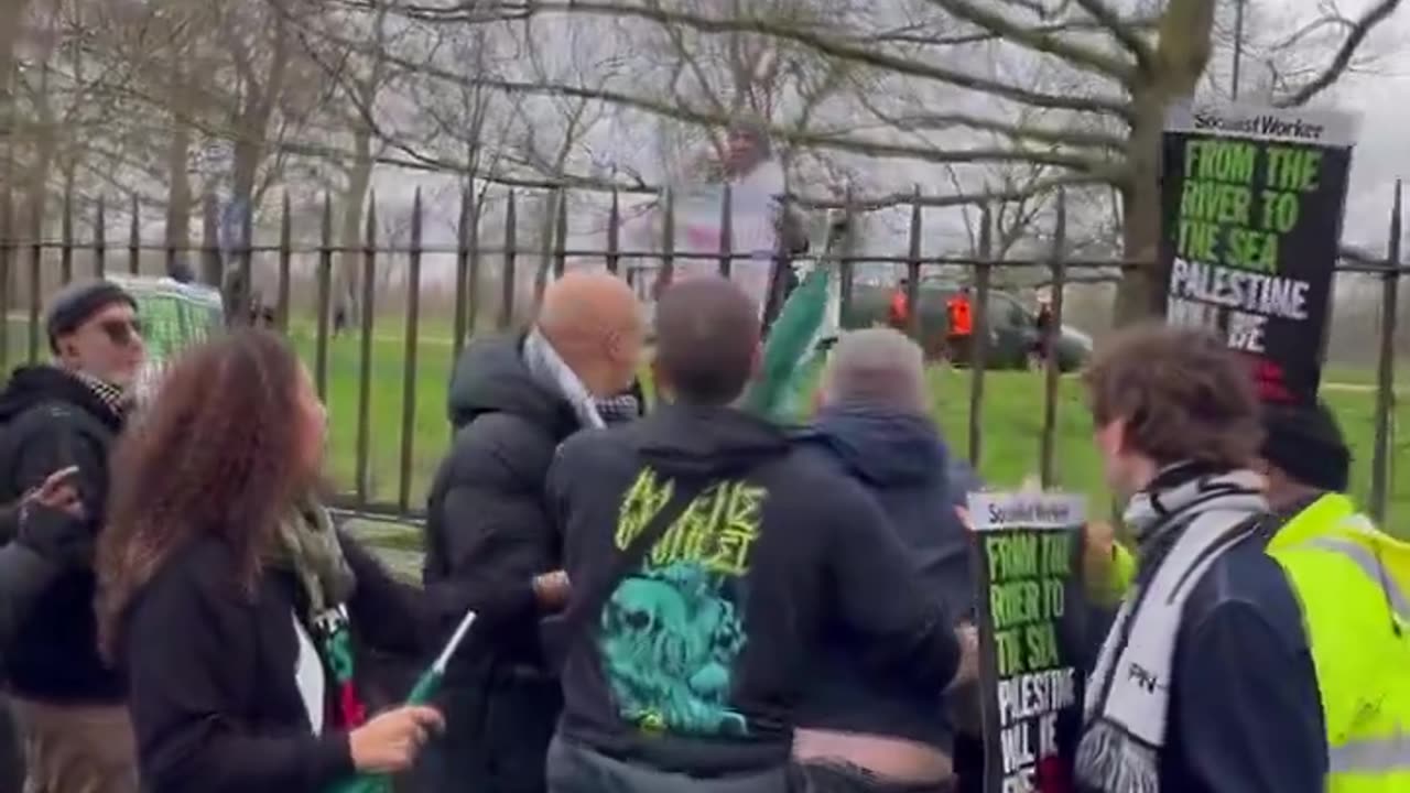 Attacked for stating Hamas are terrorists at the march in London