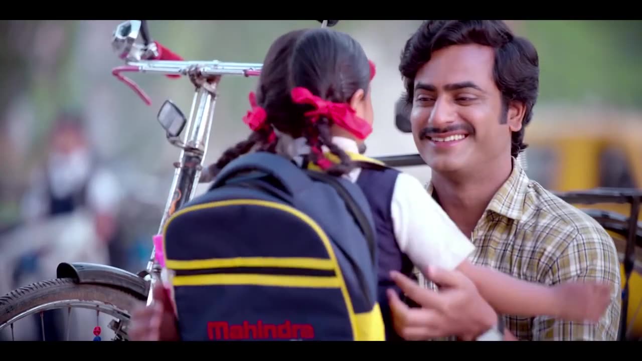 Educating Girl child : Woman empowerment : Girls Education : Mahindra Rise - बेटी बचाओ बेटी पढ़ाओ